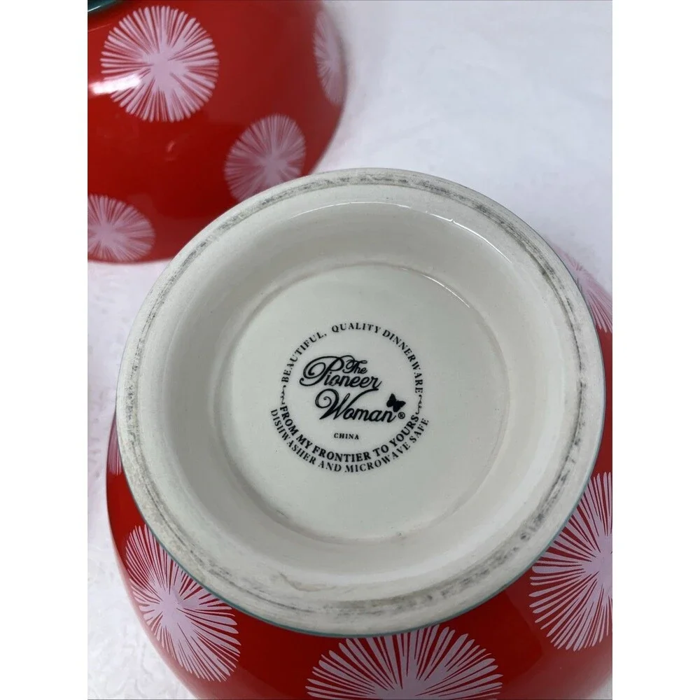 Pioneer Woman Red Starburst Large Cereal Bowls Footed Set of 3